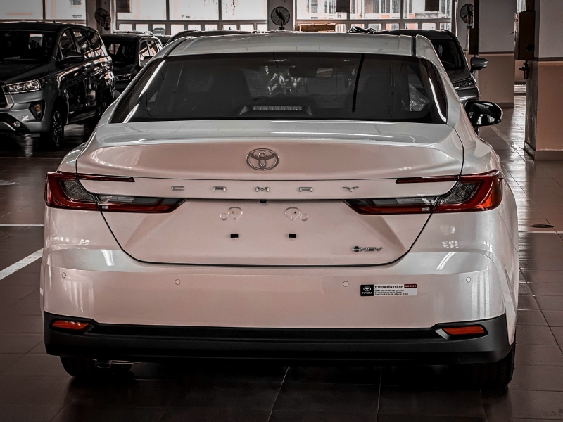 Giá xe Camry 2025 - Khám phá xu hướng mới của dòng sedan hạng trung cao cấp Giá xe Camry 2025 - Khám phá xu hướng mới của dòng sedan hạng trung cao cấp