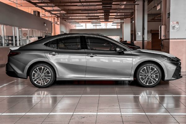 kham pha gia xe camry 2 0 2025 su lua chon thong minh cho phai dep hien dai 6942283575ea0