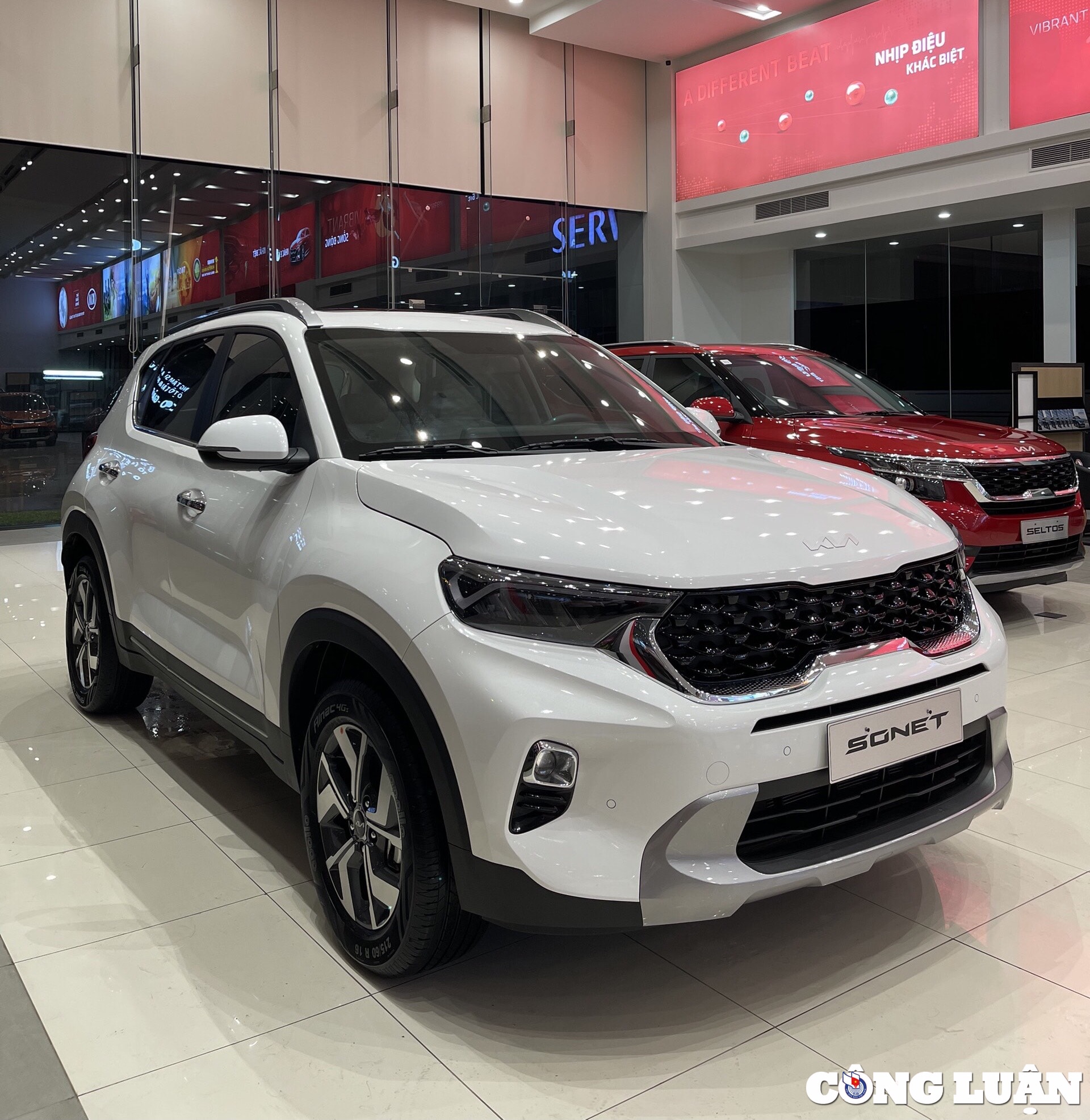 Khám Phá Giá Xe Kia Sonet Lăn Bánh - Tại Sao Nhiều Người Lao Động Tin Dùng? Khám Phá Giá Xe Kia Sonet Lăn Bánh - Tại Sao Nhiều Người Lao Động Tin Dùng?